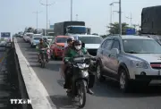 Cửa ngõ TP.HCM ùn tắc nghiêm trọng trước kỳ nghỉ lễ 30/4