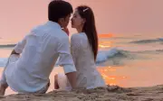 Chồng quân nhân nghỉ phép đi du lịch cùng Hoa Minzy