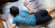 Cảnh báo: Ăn mì để lâu và mì sống gây tử vong, tiềm ẩn nhiều bệnh nguy hiểm