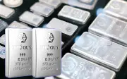 Giá Bạc Trong Nước Đồng Loạt Sụt Giảm Sau Phiên Biến Động Khó Lường