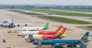 Giá vé máy bay dịp lễ 30/4-1/5 tăng cao, nhiều chặng kín chỗ