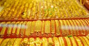 Giá vàng hôm nay 2/4 tăng vọt, SJC và nhẫn tròn lập đỉnh mới trên 250 triệu đồng