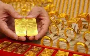 Giá vàng hôm nay 5/4: SJC và Bảo Tín Minh Châu tăng mạnh, Doji giảm nhẹ
