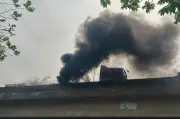 Hà Nội: Xe đầu kéo bốc cháy dữ dội trên đường Vành đai 3, giao thông tê liệt