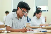 Hôm nay, thí sinh bắt đầu thử đăng ký dự thi tốt nghiệp THPT