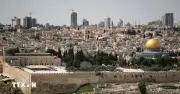 Hơn 100.000 tín đồ Hồi giáo cầu nguyện tại Đền thờ Al-Aqsa sau lệnh ngừng bắn Mỹ-Iran