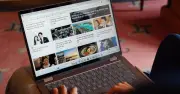 HP OmniBook X Flip: Laptop xoay gập AMD Ryzen AI 300, pin 21 giờ, màn OLED 2K