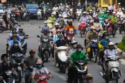 Indonesia Dẫn Đầu Đông Nam Á Về Tiêu Thụ Xe Máy Và Ô Tô Năm 2025