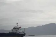 Iran bắt tàu nước ngoài ở eo Hormuz, căng thẳng leo thang