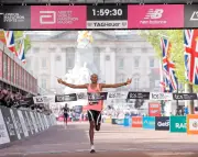 Kỷ lục chưa từng có được thiết lập trên đường chạy marathon