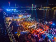 Kinh tế đêm - cú hích chiến lược cho du lịch Quảng Ninh phát triển bền vững