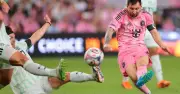 Messi ghi bàn lịch sử dưới khán đài mang tên mình trong ngày Inter Miami khai trương sân mới