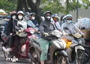 Miền Trung nắng nóng gay gắt, nhiệt độ có nơi vượt 39 độ C