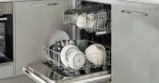 Máy rửa bát: Những sai lầm phổ biến khiến thiết bị 'thần kỳ' thành 'ổ vi khuẩn'
