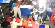 Nam thanh niên hành hung phụ nữ 60 tuổi tại quán ăn Gia Lai, công an vào cuộc xử lý