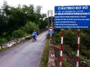 Nghe An tạm dừng lưu thông qua cầu treo do rơ đe dọa an toàn, khẩn trương sửa chữa