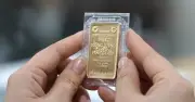 Ngân hàng Nhà nước xem xét cấp phép sản xuất vàng miếng để ổn định thị trường