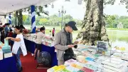 Ngành xuất bản Việt tăng trưởng mạnh, nhưng văn hóa đọc vẫn thách thức trước thời đại số