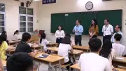 Áp lực thi vào lớp 10: Kỳ thi phân luồng hay ngưỡng cửa cần thay đổi?