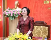 Phó Thủ tướng Hồ Quốc Dũng chỉ đạo cắt giảm thủ tục hành chính và phân cấp quyền lực