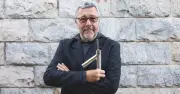 Philippe Starck: Từ Thiết Kế Dân Chủ Đến Kiến Trúc Hòa Nhập Thiên Nhiên Tại Việt Nam