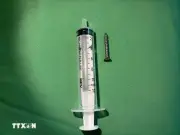 Quảng Trị: Cứu thành công bé 21 tháng tuổi nuốt đinh vít sắc nhọn dài 2,5cm