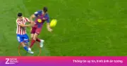 Quyết Định VAR Gây Tranh Cãi Dữ Dội Trong Trận Atletico Madrid - Barcelona