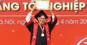 Sinh viên Ngoại thương Đinh Bảo Long: Từ GPA 3.81 đến giải thưởng nghiên cứu và cuộc thi quốc tế