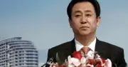 Tỷ Phú Hứa Gia Ấn Nhận Tội Trong Vụ Bê Bối Evergrande, Đánh Dấu Kết Thúc Kỷ Nguyên Nợ Vay