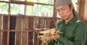 Từ thợ tóc thành nghệ nhân tre gai: Hành trình sáng tạo độc bản từ thiên nhiên