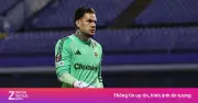 Thủ môn Ederson nổi nóng sau khi bị tấn công từ khán đài tại Thổ Nhĩ Kỳ