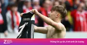 Thần đồng Bayern Munich gây kinh ngạc với bàn thắng phút 90+10