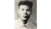 Tấm Gương Người Thầy - Chiến Sĩ Hồ Mãn: Cầm Phấn Và Cầm Súng Vì Nước