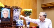 Tổng Bí thư, Chủ tịch nước dâng hương tưởng nhớ các lãnh đạo tiền bối