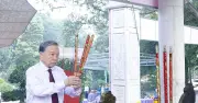 Tổng Bí thư, Chủ tịch nước dâng hương tưởng niệm các anh hùng liệt sĩ tại Tây Ninh