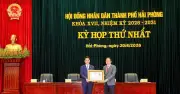 Trao Huân chương Lao động hạng Nhì cho Bí thư Thành ủy Hải Phòng