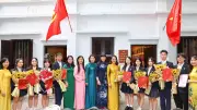 Trường Việt Đức kết nạp Đảng cho 9 học sinh ưu tú năm thứ ba liên tiếp