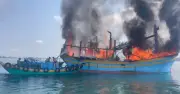 Tàu cá chở 21 người bốc cháy dữ dội trên biển, cột khói cao hàng chục mét