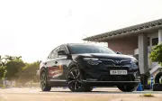 VinFast VF 8: Ưu đãi lên 13%, tiết kiệm lớn cho người chuyển từ xe xăng sang điện