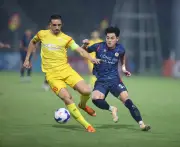 Vòng 18 V-League: Đinh Bắc lập công, Công An Hà Nội vẫn thất bại