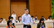 Ủy ban Thường vụ Quốc hội thảo luận kéo dài ưu đãi thuế tiêu thụ đặc biệt cho xe điện đến năm 2030