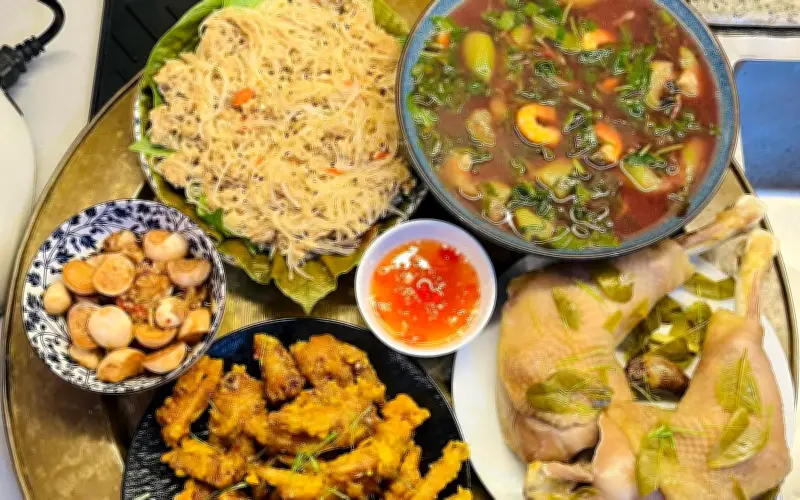 12 mâm cơm gia đình chuẩn mùa hè của mẹ đảm Hà Nội