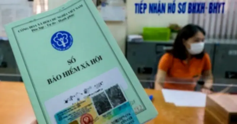 20 năm đóng BHXH, nghỉ việc trước tuổi có được lương hưu?