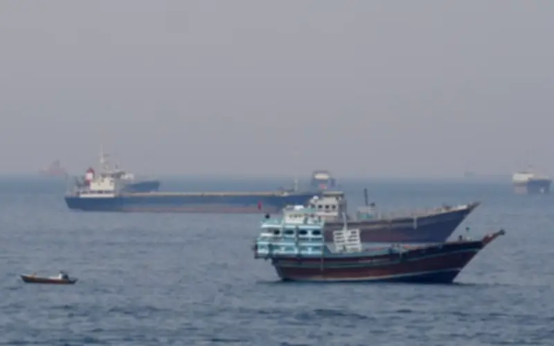 20.000 thuyền viên mắc kẹt tại Vịnh Ba Tư do xung đột eo biển Hormuz