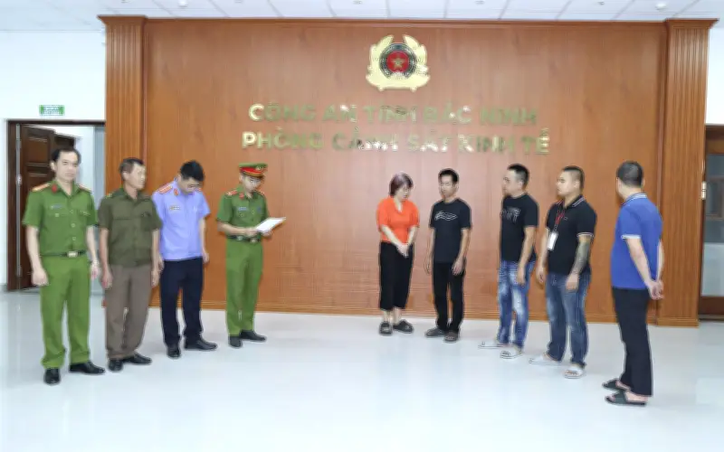 32 bị can trong đường dây làm giả bệnh án trốn án tù bị khởi tố