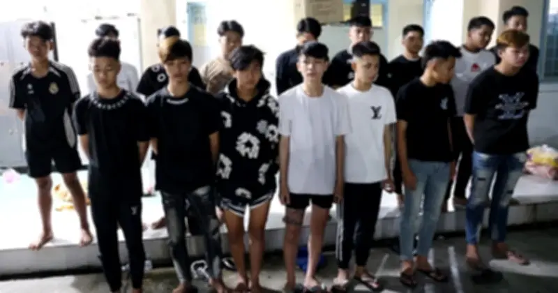 An Giang bắt giữ 33 thanh niên dùng bom xăng, hung khí đánh nhau