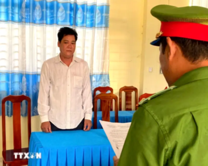 An Giang khởi tố chủ cơ sở sản xuất 10 tấn cà phê bột giả