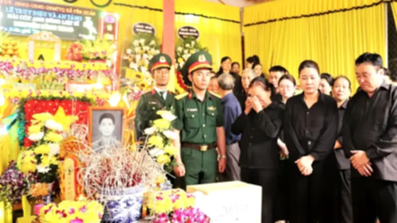 Anh hùng Nguyễn Sông Thao được đưa về quê nhà an táng sau hơn 40 năm hy sinh