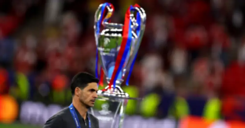Arsenal hụt Cup C1: Arteta bất ngờ nói về tương lai