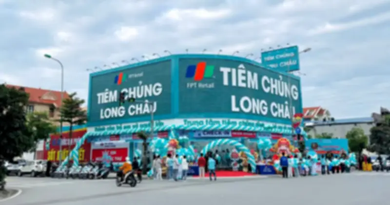Bé 12 tháng tuổi sặc sữa được cấp cứu kịp thời tại Trung tâm tiêm chủng Long Châu